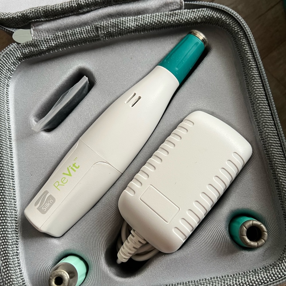 Silk’n Revit Microderm device - Picture 2 of 3